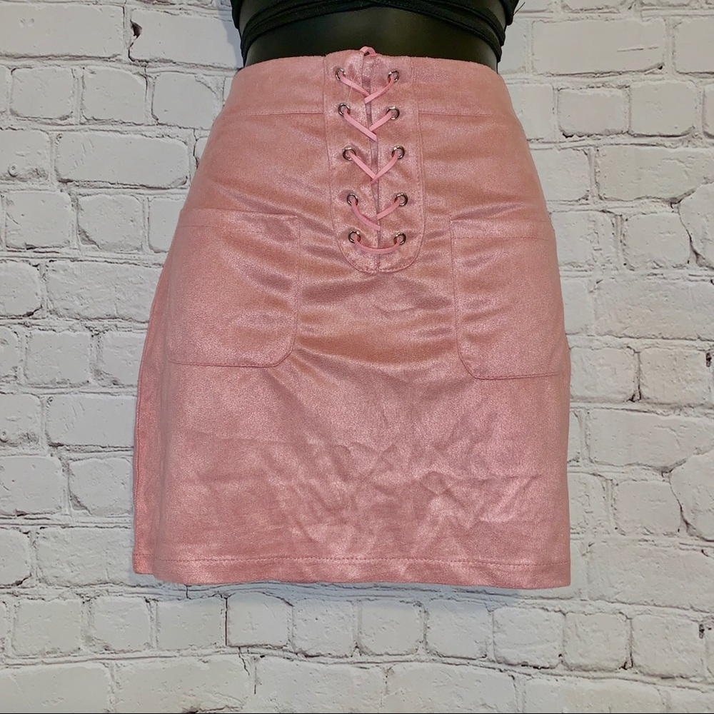 CLEARANCE! Light faux suede mini skirt - Picture 4 of 7